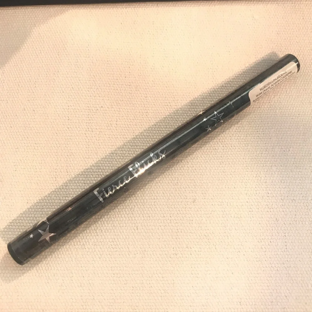 Ciate FIERCE FLICKS PRECISION TIP LIQUID LINER‎